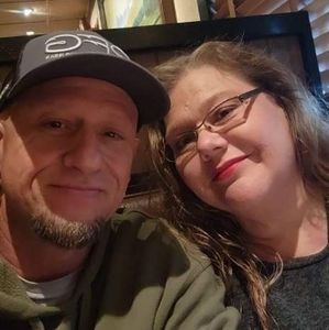 Meet your Posher, Ray april